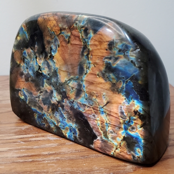 Labradorite Crystal Freeform 1.59 pounds - Picture 3 of 16